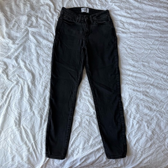 Levi's Denizen High Rise Skinny Black Charcoal Wash Skinny High RiseJeans - Picture 2 of 12